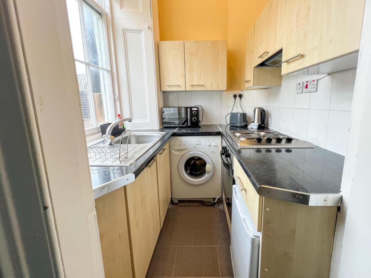 Cozy Studio Apartment Of Glasgows West End Exterior photo