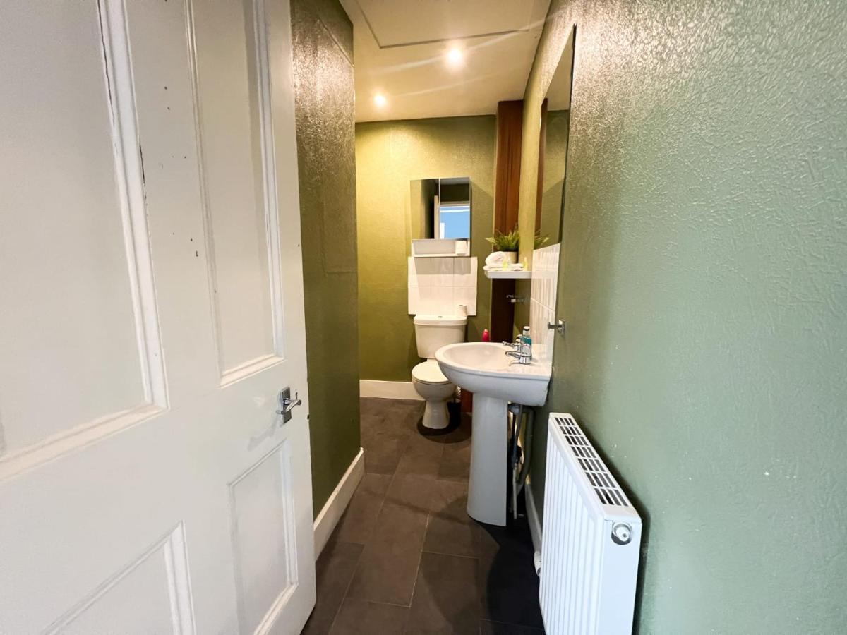 Cozy Studio Apartment Of Glasgows West End Exterior photo